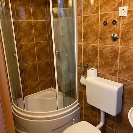 Apartment Bravo - 100 M From Beach *