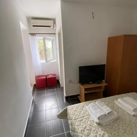 Bravo - 100 M From Beach Apartament Baška Voda